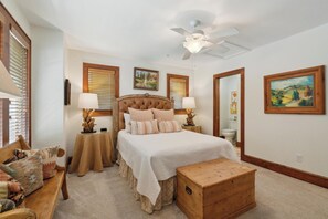 3 slaapkamers, een strijkplank/strijkijzer, gratis wifi, beddengoed