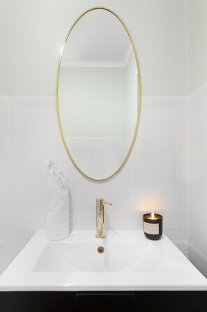 Deluxe Apartment (Minty) | Bathroom - Elite Apartments Old Town Deluxe (Gdansk)