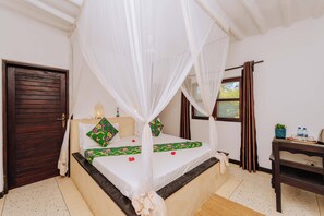 6 dormitorios, caja fuerte, tabla de planchar con plancha