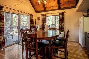 Dining - Whispering Pines-Pet Friendly w/ Central Heat! (Dorrington)