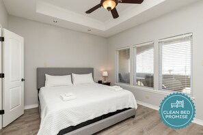 4 chambres, fer et planche à repasser, Wi-Fi gratuit, draps fournis