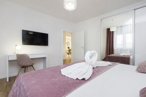 5 Schlafzimmer, Bügeleisen/Bügelbrett, Reisekinderbett, kostenloses WLAN