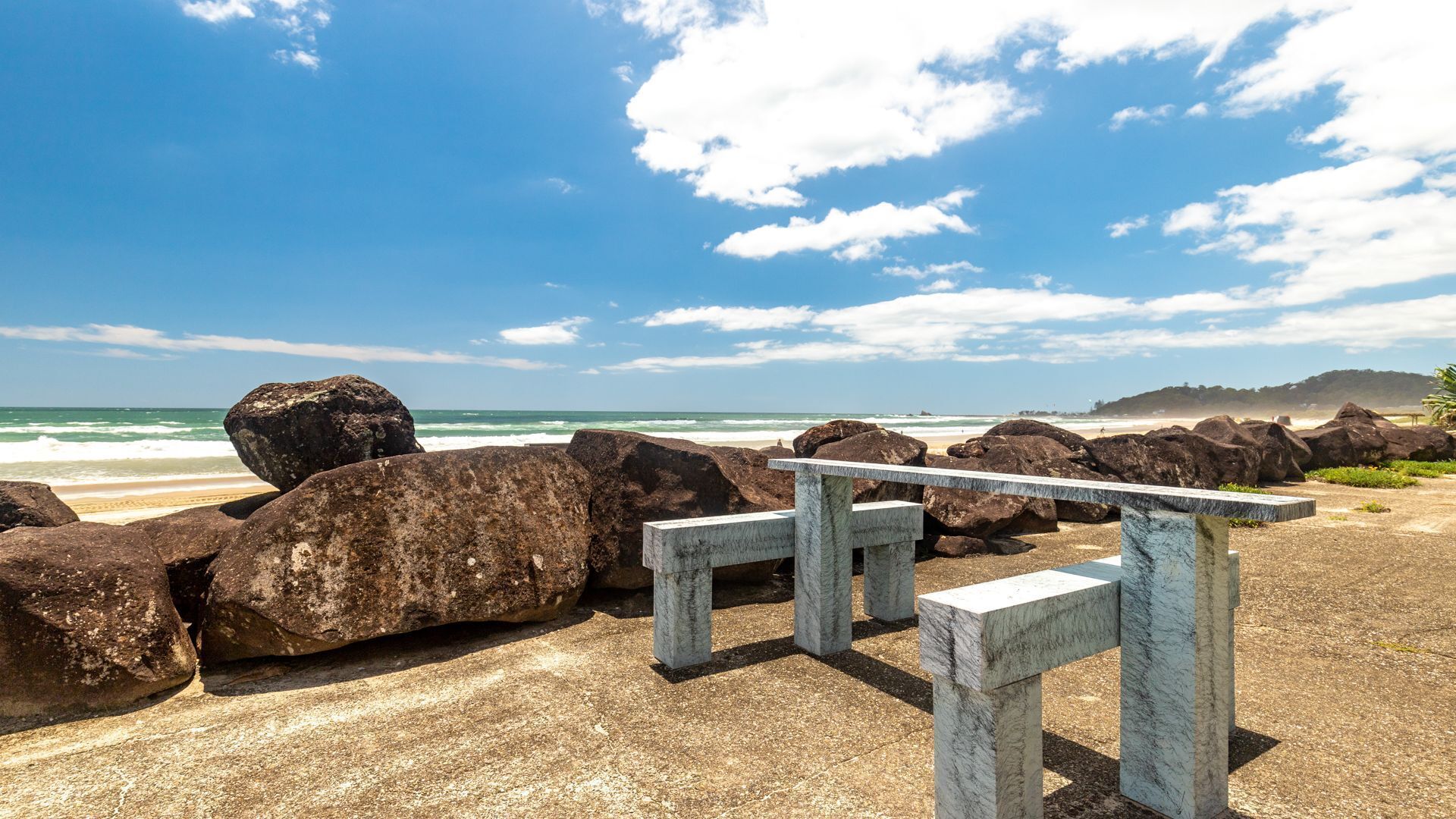 Happy Dayz - Palm Beach Dog Friendly Beach House — image 8