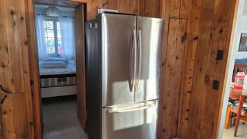 4 bedrooms, free WiFi, bed sheets