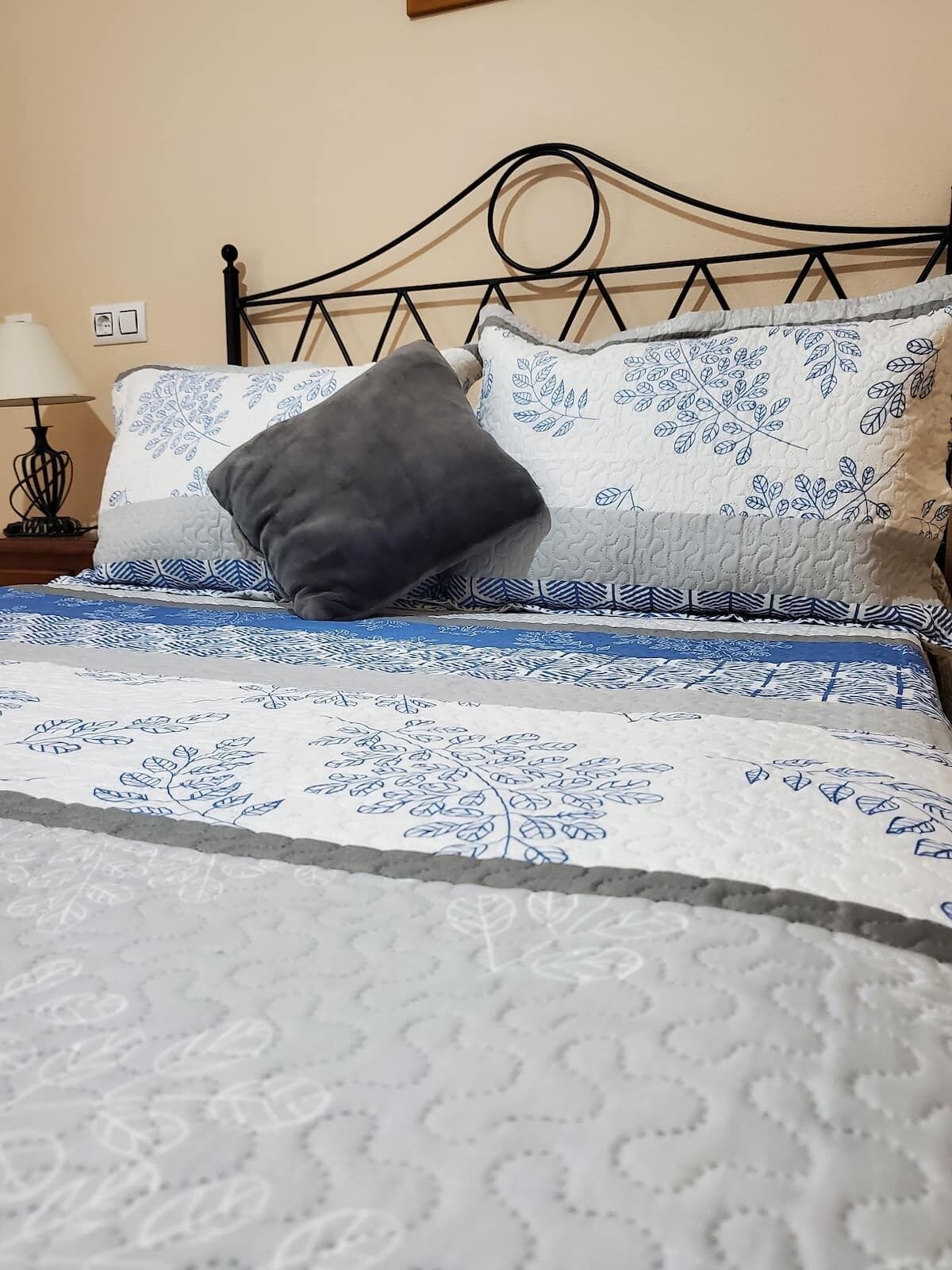 1 bedroom, iron/ironing board, travel cot, free WiFi