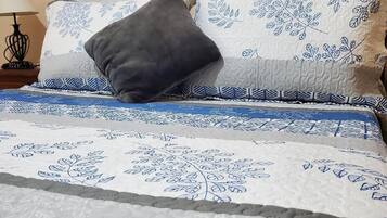 1 bedroom, iron/ironing board, travel cot, free WiFi