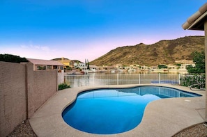 Pool - Tranquil Lakeside Stay with Private Dock & Views (Glendale)