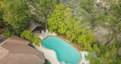 Amazing Luxury 5 Bedrooms Home with Private Pool