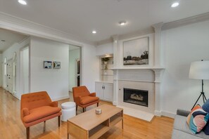 TV, fireplace, offices