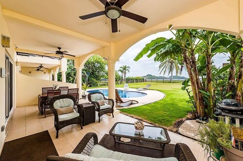 Beachfront Hideaway with Pool & Ocean Views