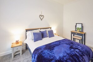 2 quartos, roupas de cama premium, ferros/tábuas de passar roupa, Wi-Fi