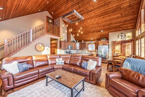 Smart TV, fireplace, table tennis, books