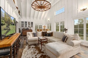 TV, fireplace, DVD player, offices