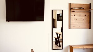 Studio Suite | WiFi (free) - Hürth-Köln Studio Apartment A (Huerth)