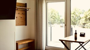 Studio Suite | In-room dining - Hürth-Köln Studio Apartment A (Huerth)