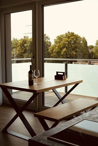 Hürth-Köln Studio Apartment A