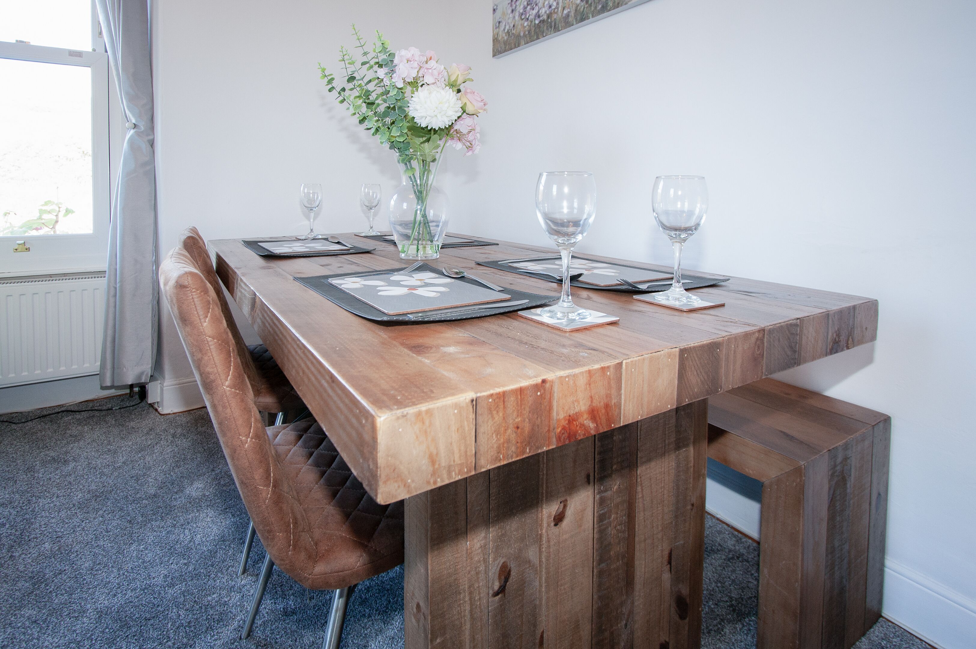 32-inch flat-screen TV with cable channels, TV