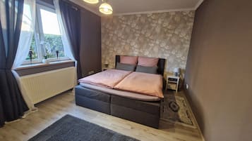 3 habitaciones, tabla de planchar con plancha y wifi gratis