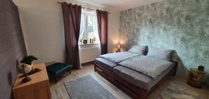 3 chambres, fer et planche à repasser, accès au Wi-Fi (inclus)