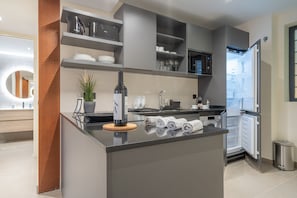 Superior Apartment | Private kitchen - Homeart Apartments Soho (Málaga)