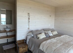 3 bedrooms, WiFi - Spectacular beach view, modern beach house with Hot tub and cozy spaces (O'Higgins)