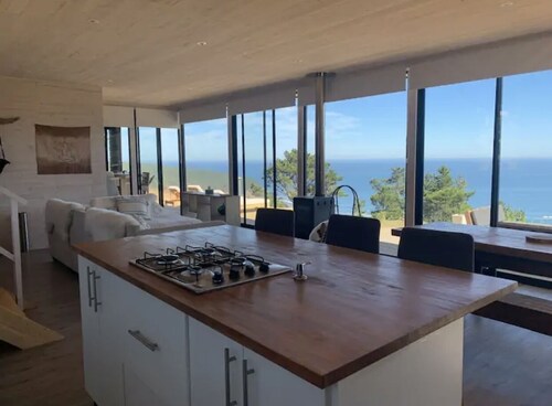 Spectacular beach view, modern beach house with Hot tub and cozy spaces