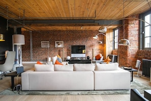 Fernseher, Arbeitsbereiche