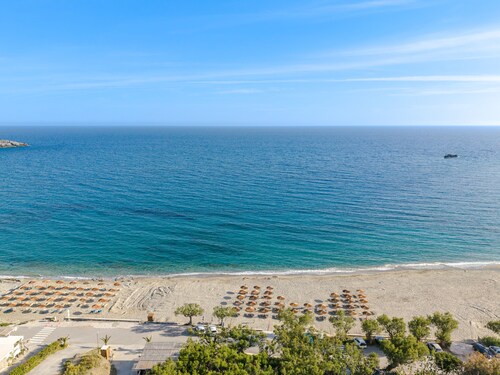 Mythos villa II,pool,Walking distance to beach