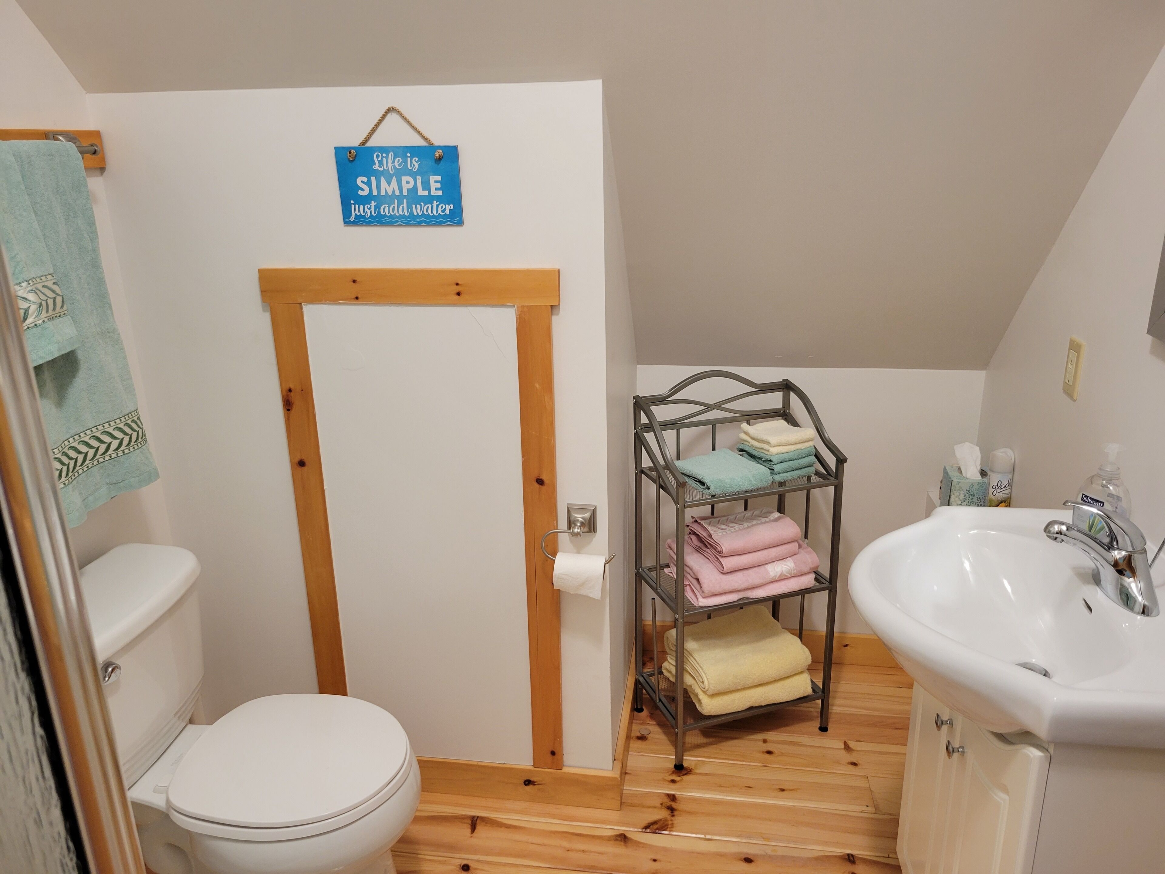 Upstairs bathroom