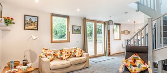 Very high end property for guests to enjoy, with stunning views around.