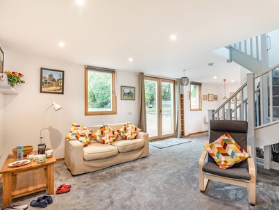 Very high end property for guests to enjoy, with stunning views around.