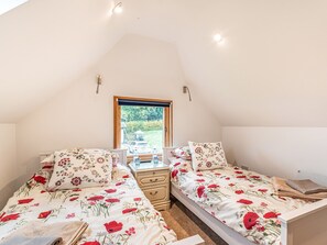 2 makuuhuonetta, ilmainen Wi-Fi, vuodevaatteet