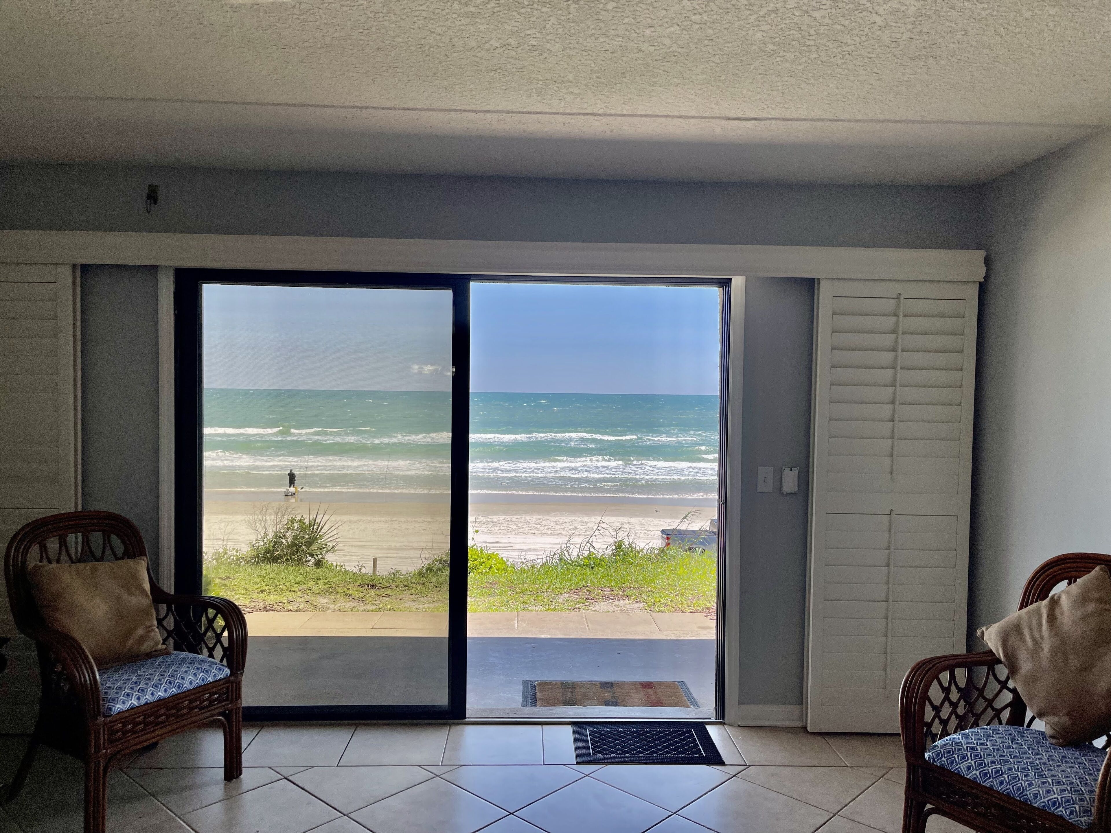 Crescent Beach Condo