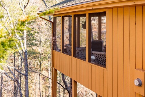 House with One of the Best Views on the Mountain, incl electric car charging 