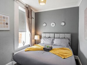 6 dormitorios, wifi gratis, ropa de cama