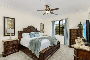 3 quartos, escrivaninha, Wi-Fi de cortesia, roupa de cama