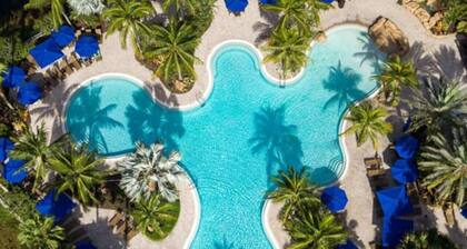 Peacock Villa * in luxury resort-style Paseo