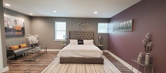 This house is a 2 bedroom(s), 1 bathrooms, located in Chattanooga, TN.