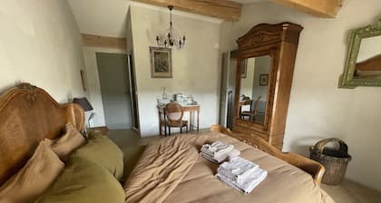 Gîte-Deluxe-Countryside view-Ensuite