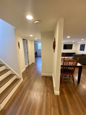 Interior - Darling house near outdoor adventures-newly remodeled (Ogden)