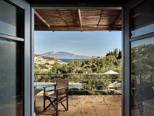 Strofilia Stone Residences