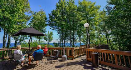Leelanau Sands Casino & Lodge