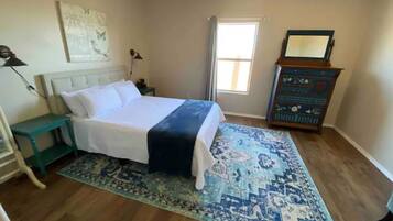 2 bedrooms, iron/ironing board, travel crib, free WiFi