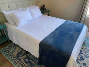 2 chambres, fer et planche à repasser, lit parapluie, Wi-Fi gratuit