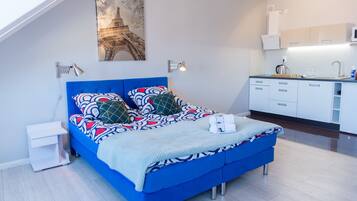 1 sovrum, skrivbord, strykjÀrn/strykbrÀda och gratis wi-fi