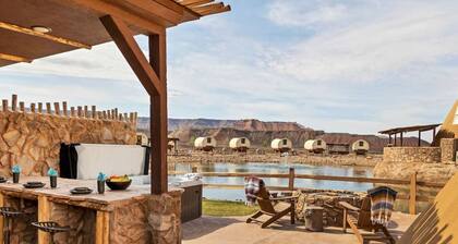 Big Horn Tipi on the Pond w/ 1 King Bed, 2 Futons, Hot Tub & Outdoor Kitchen #39