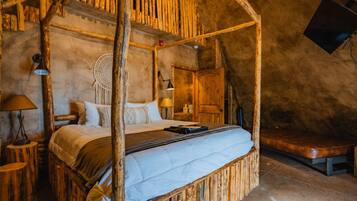 1 bedroom, travel crib, free WiFi, bed sheets