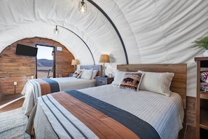 1 soverom, reiseseng for barn, wi-fi (inkludert) og sengetøy