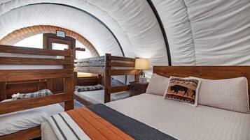 1 bedroom, travel crib, free WiFi, bed sheets