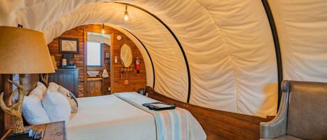 1 bedroom, travel crib, free WiFi, bed sheets